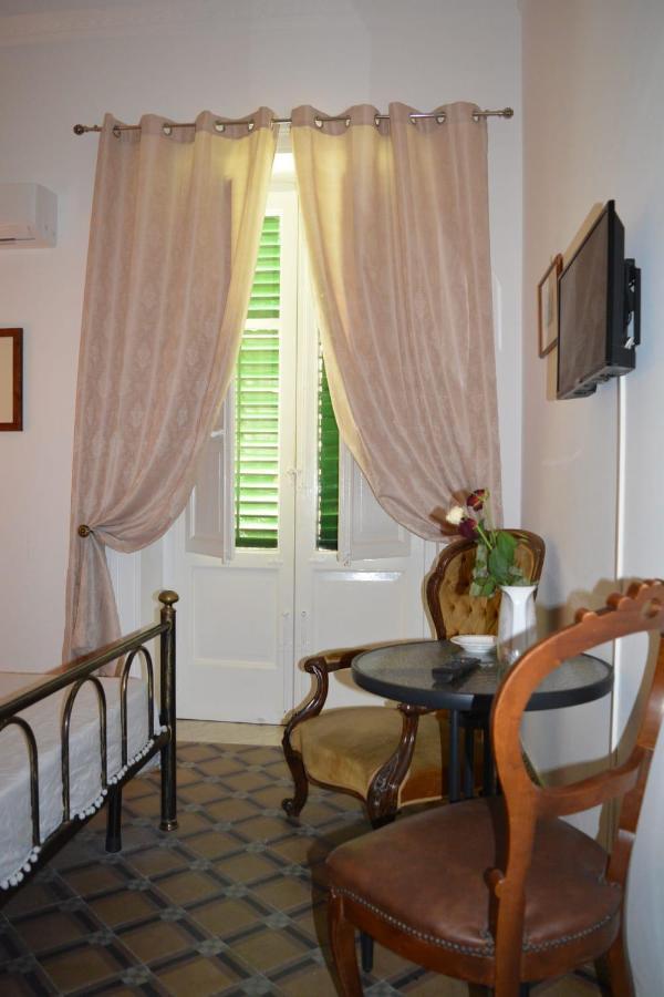 Amaranta Hotel Palermo Bagian luar foto